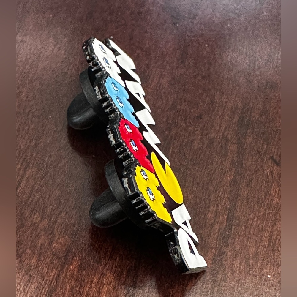 Pac-Man Pin - Picture 5 of 7